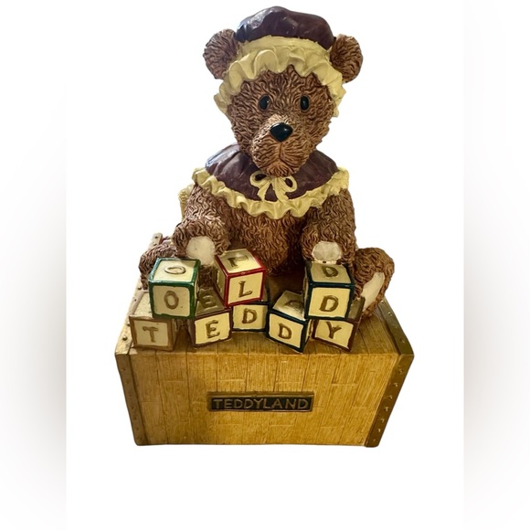 Vintage "Teddyland" Old Teddy ceramic piggy bank - Picture 2 of 11